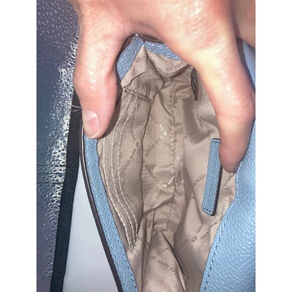 MICHAEL KORS MINI BLUE PEBBLED LEATHER WOMENS CROSBODY BAG - Picture 13 of 14